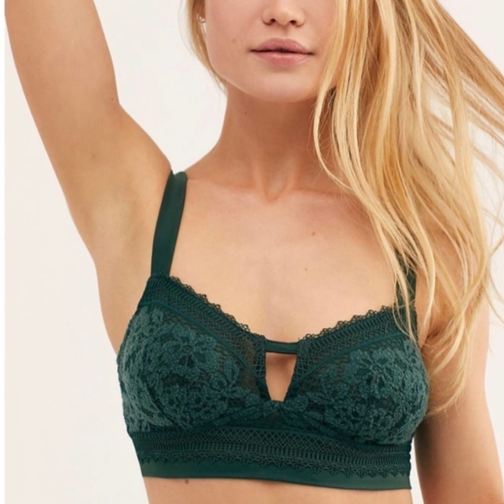 NWT Free People Annabelle Velvet & Lace Wide Strap Bralette in Pine Green